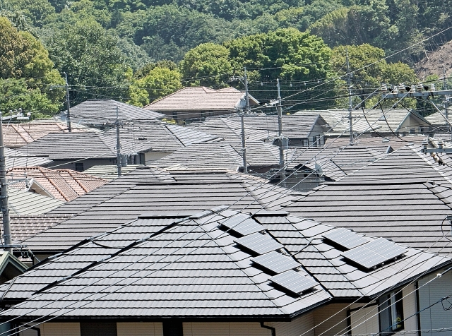 愛西市・稲沢市　屋根材のコロニアルってどんな特徴があるの？